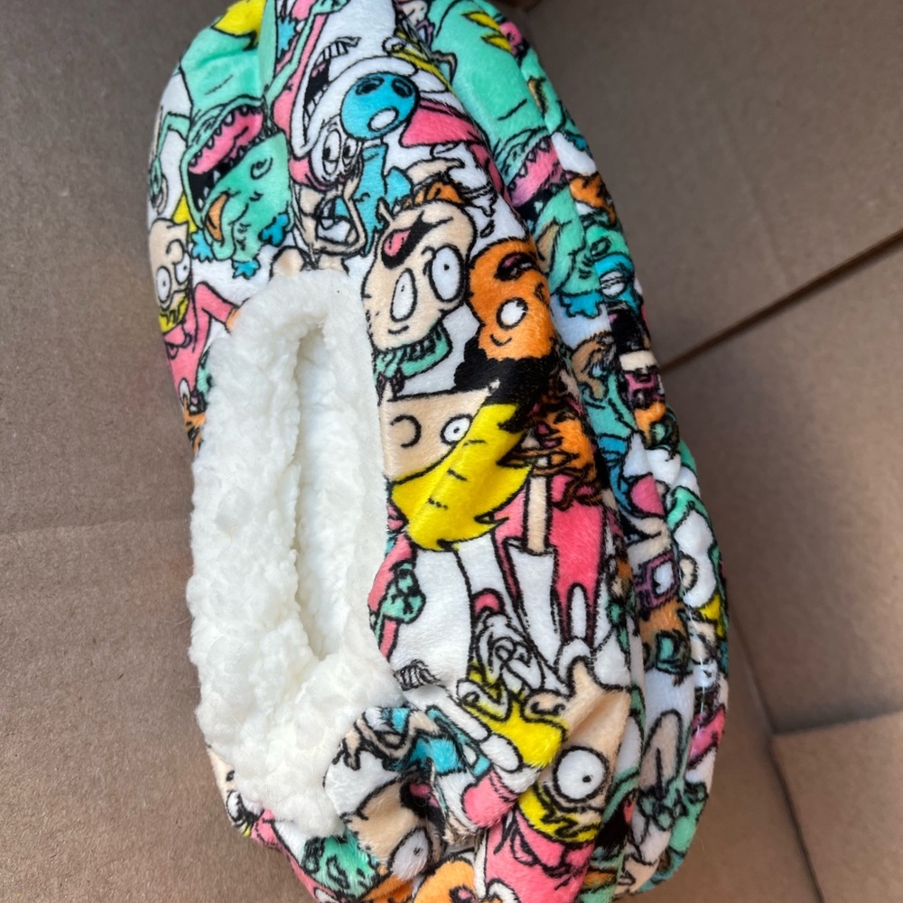 New Size 7- 7 1/2M slippers character theme rug rats. Never used! orig packing